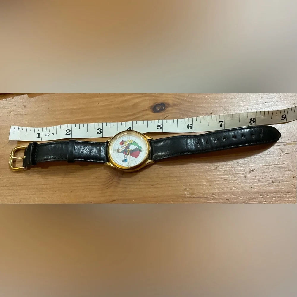 Disney: Classic Sleeping Beauty women limited edition collectors wrist watch.